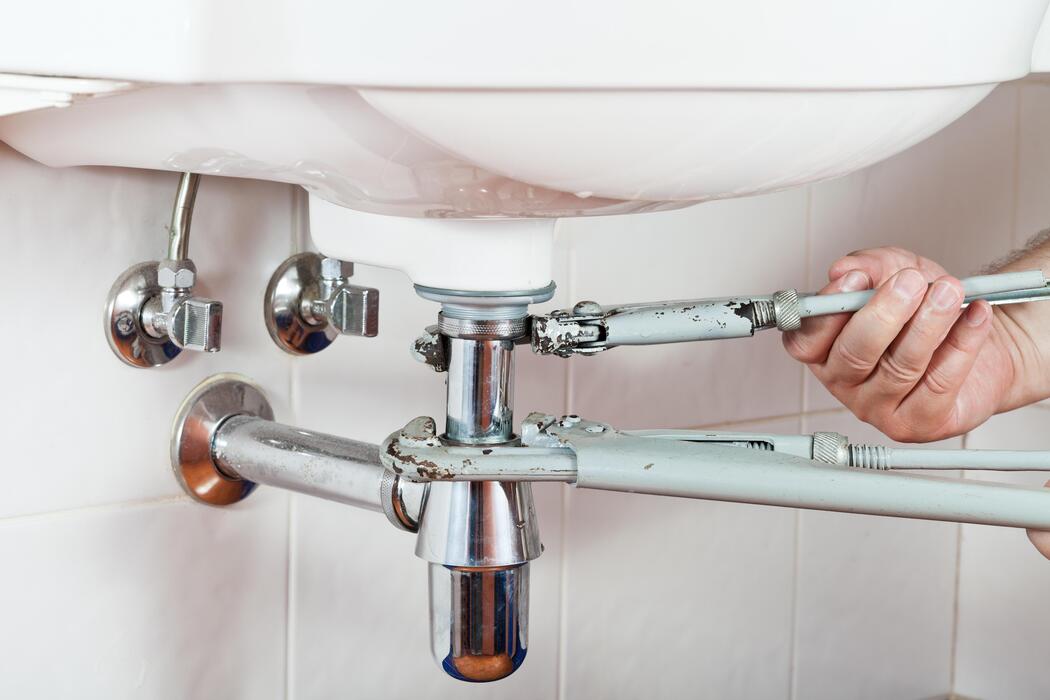 Expert Plumbing Services in Fair Plain